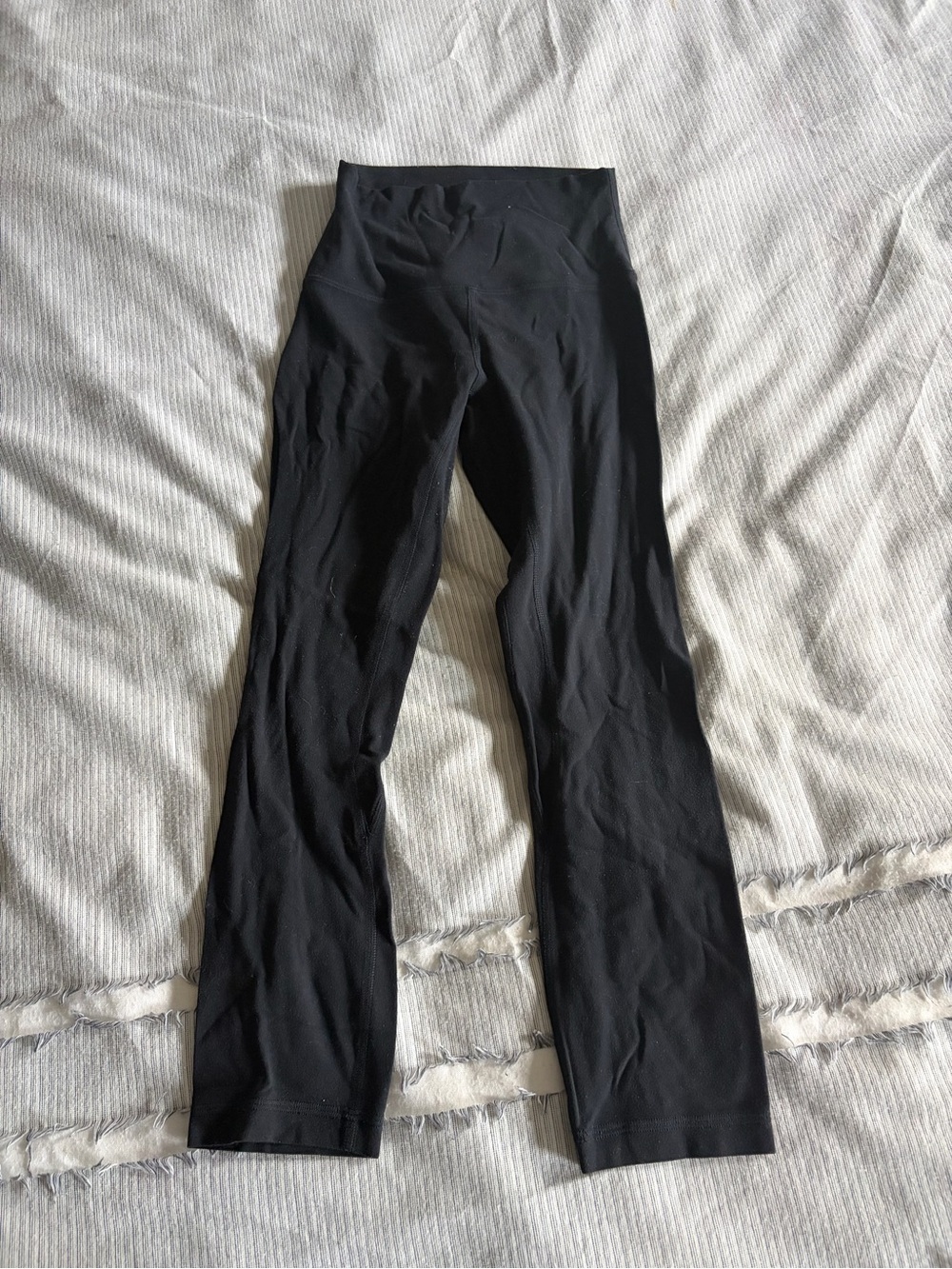 Black High-Waist Capri LuLulemon Leggings